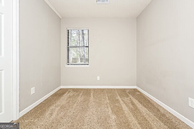 Building Photo - 8607 Forest Pointe Ct