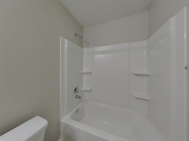 Building Photo - 10122 Cerritos dr