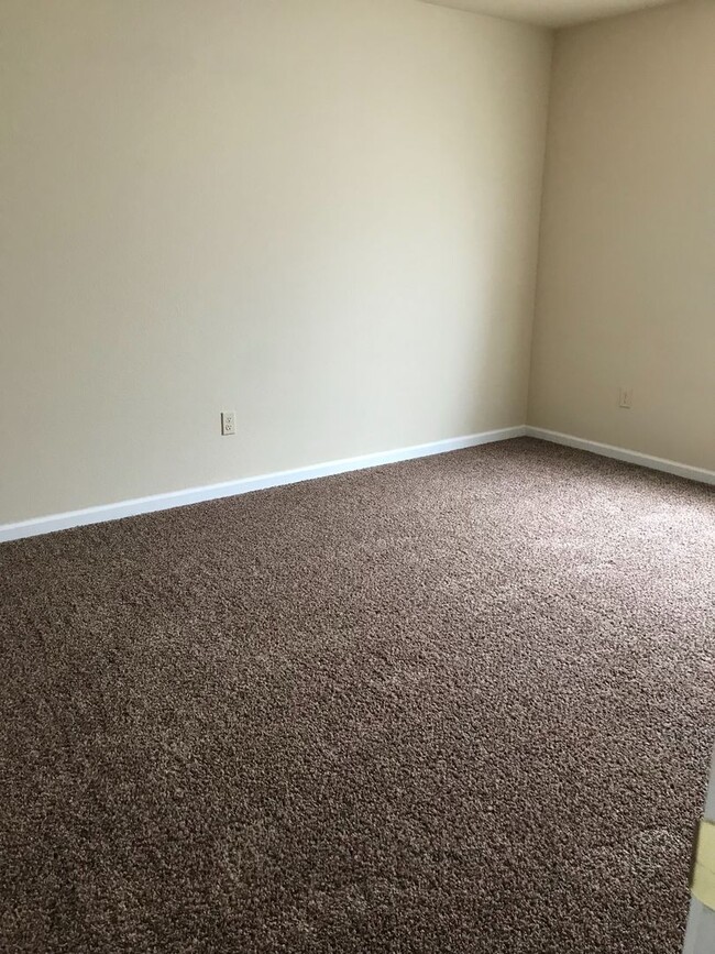 Building Photo - Beautiful 2 bedroom in our newest building!