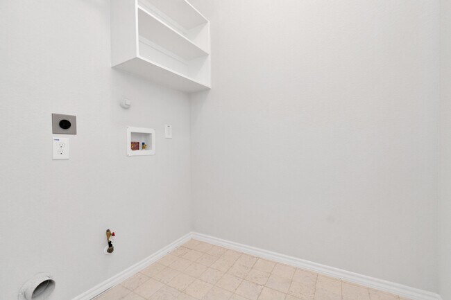 Building Photo - 3443 Hughes Mdw Wy