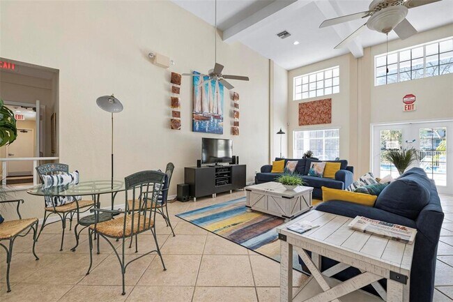 Building Photo - 850 S Tamiami Trl