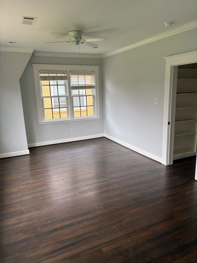 Building Photo - 2410 Huldy St