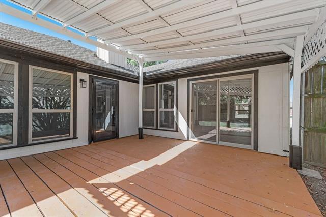 Building Photo - 3510 Jonquil Ln