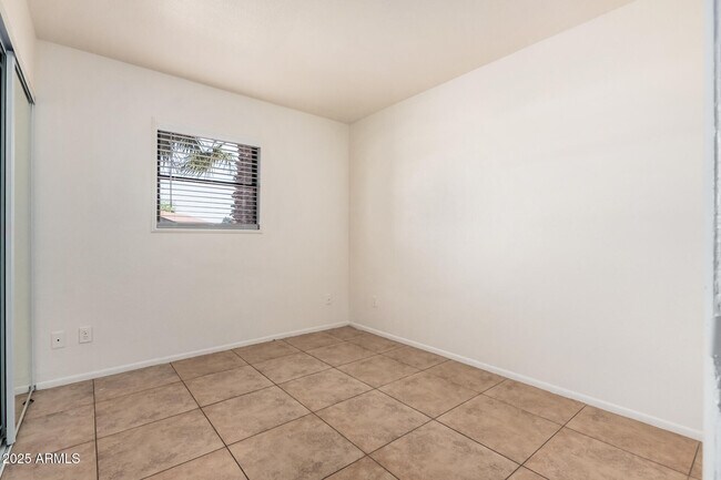 Building Photo - 14009 N 49th Ave