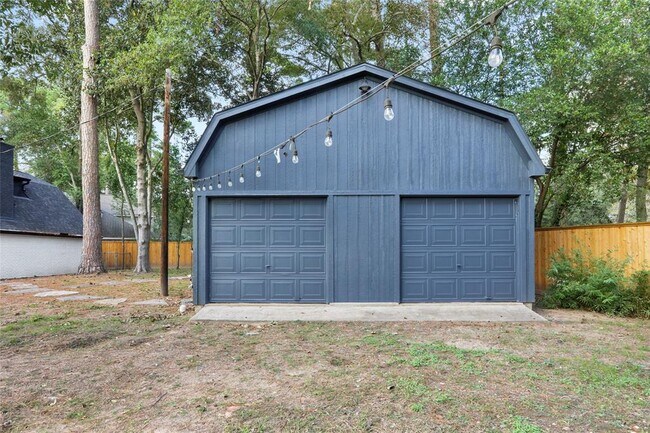 Building Photo - 1742 Hill Top Ln