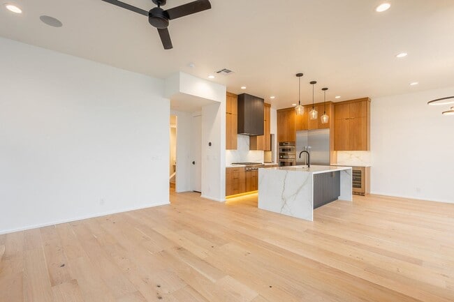 Building Photo - Brand New Townhouse in Luxury Neighborhood