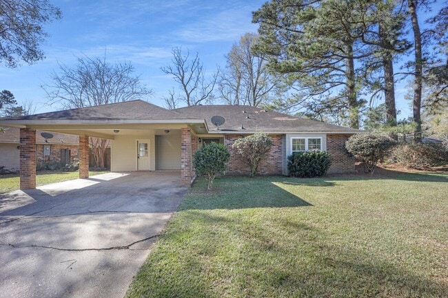 Building Photo - 8900 Shadow Bluff Ave