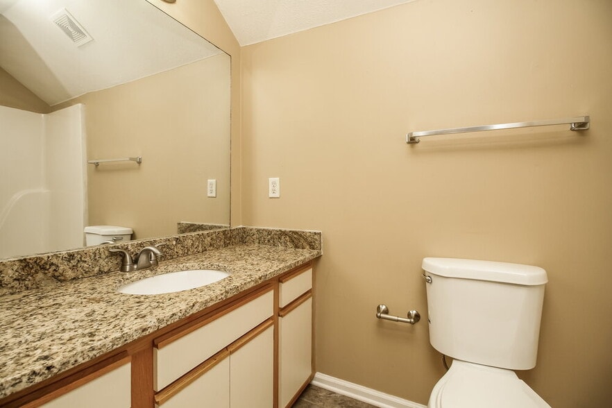 Building Photo - 1720 Jimmy Cove