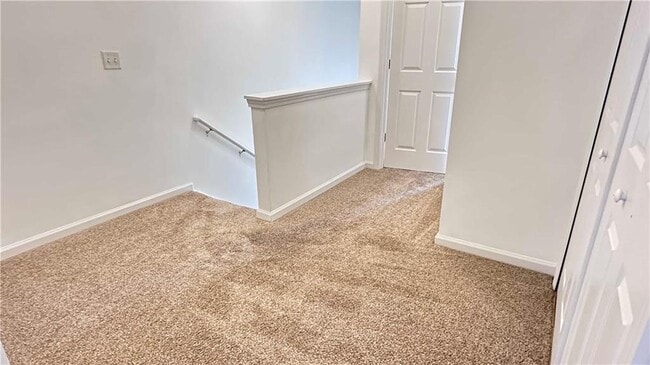 Building Photo - 6243 Shoreview Cir