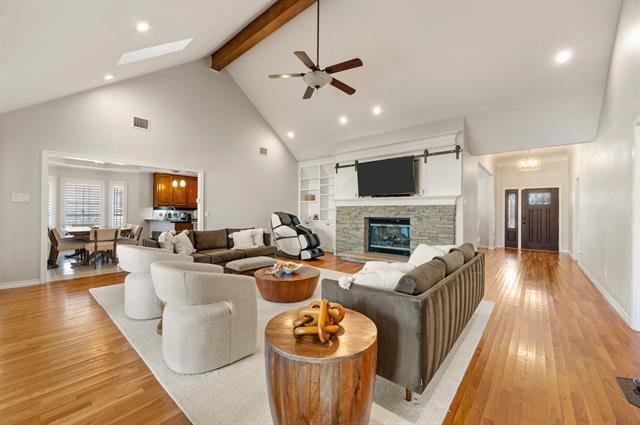 Building Photo - 1000 Raven Bend Ct