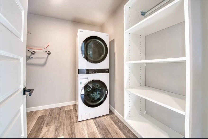 Building Photo - 2313A Mary Jane Blvd