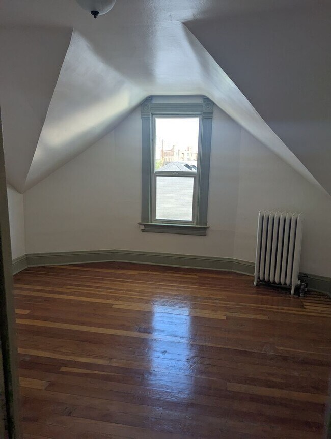 Building Photo - Coming Soon!