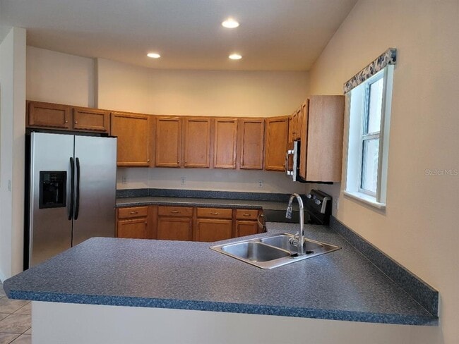 Building Photo - 60 Prince Michael Ln