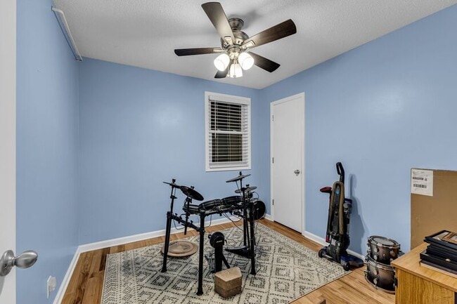 Building Photo - 921 Fitzpatrick Rd