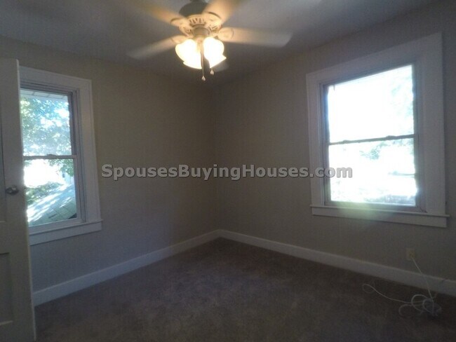 Building Photo - 810 Fairfield Ave