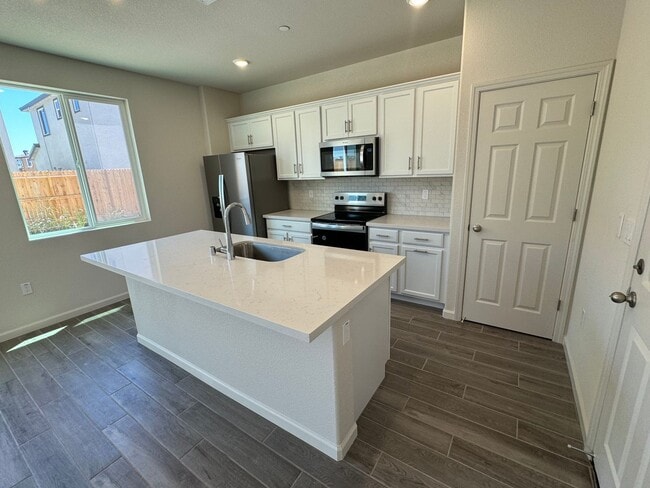 Building Photo - All electric solar home!