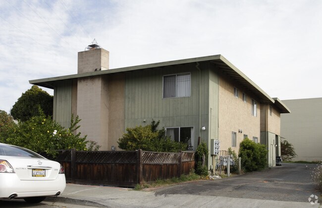 Primary Photo - 1150 Saranap Ave