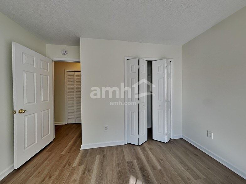 Building Photo - 104 Edenberry Way