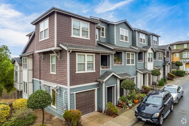 Building Photo - 6010 Old Quarry Loop