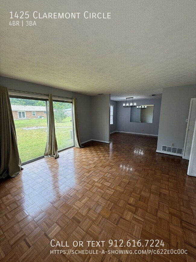 Building Photo - 1425 Claremont Cir