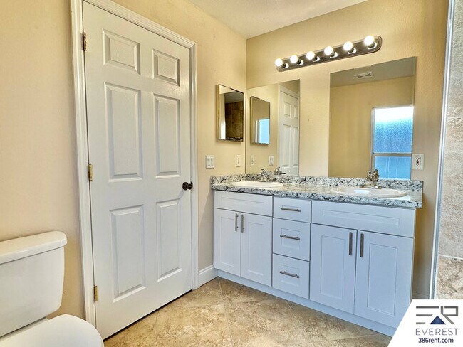 Building Photo - 9 Prince Kaarel Ln