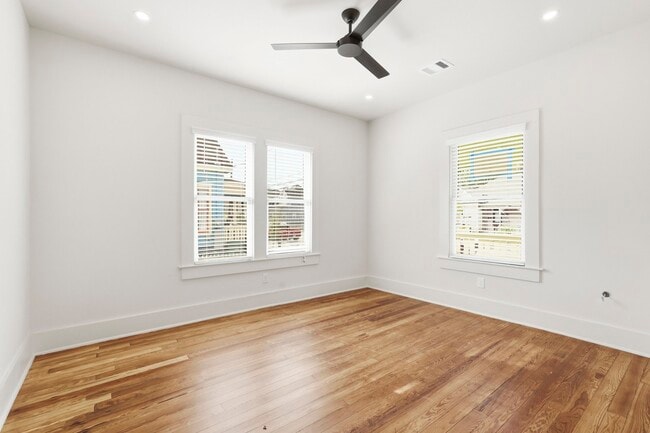 Building Photo - 2122 Hardy St