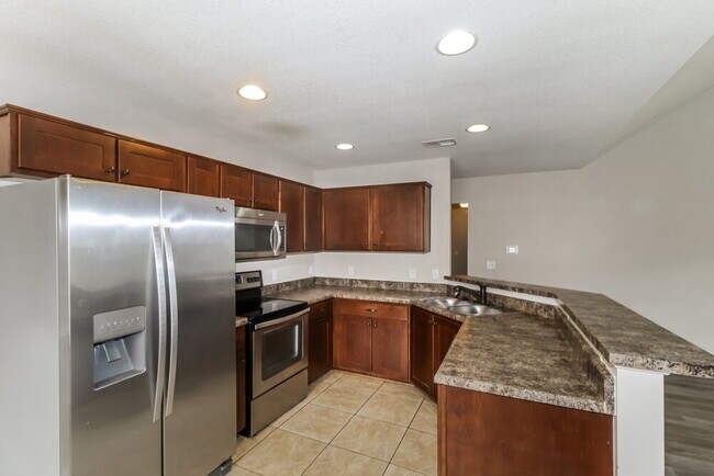 Building Photo - 2729 Miner Cove