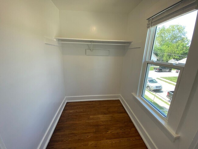 Building Photo - Fully Remodeled 3Bedroom House!