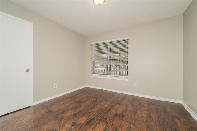Building Photo - 112 Bluebonnet Dr