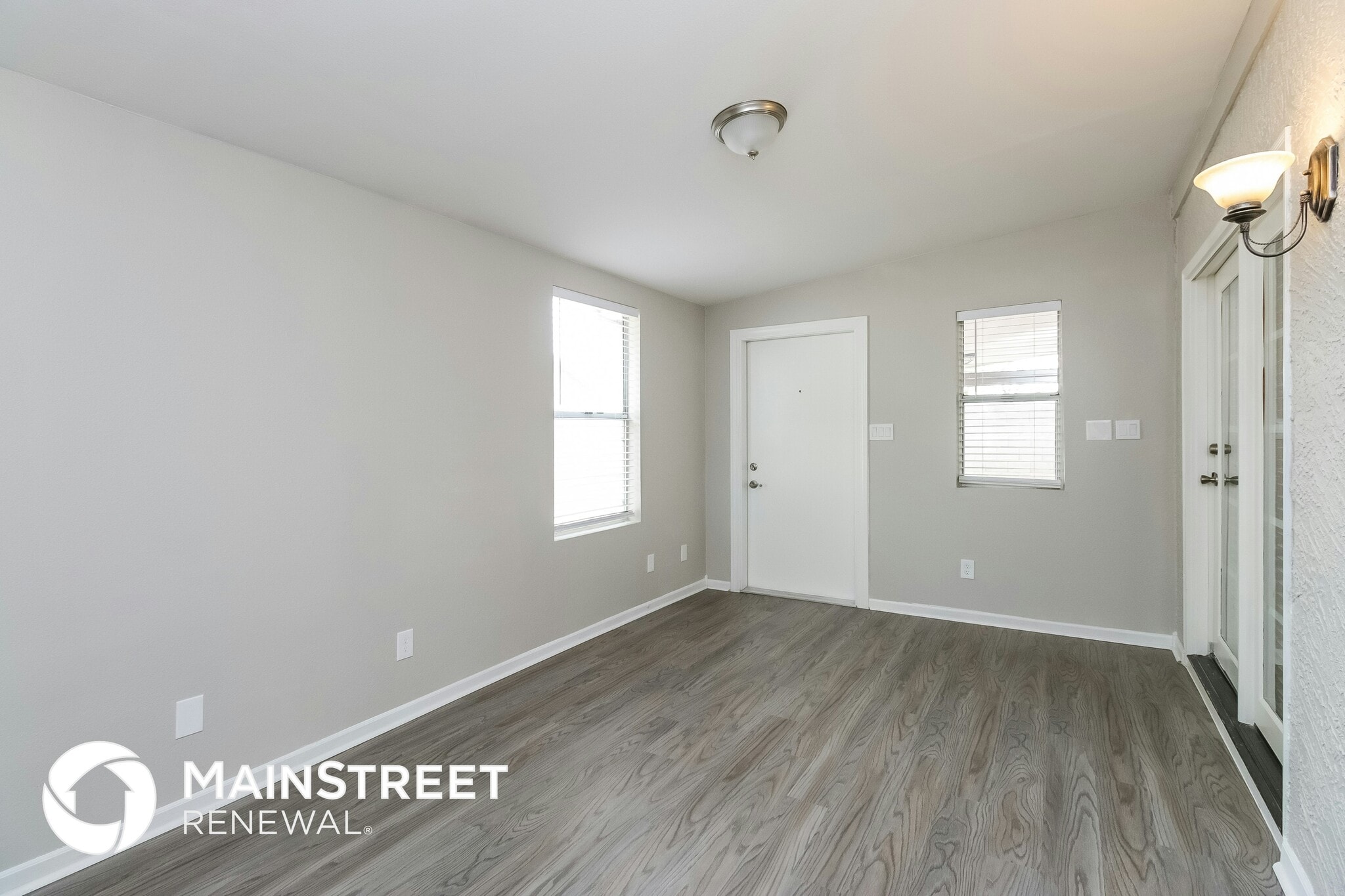 Building Photo - 4062 E Holmes Ave