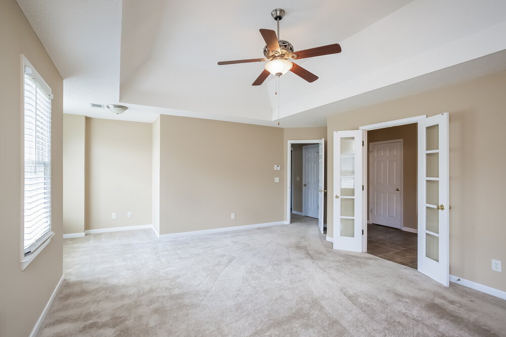 Building Photo - 815 Tynsdale Dr