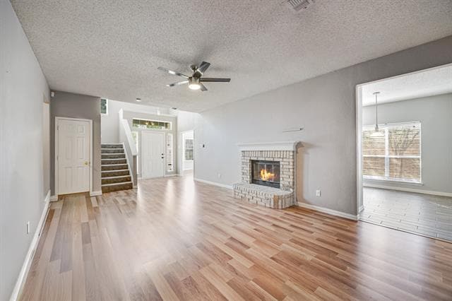 Building Photo - 1409 High Crest Dr