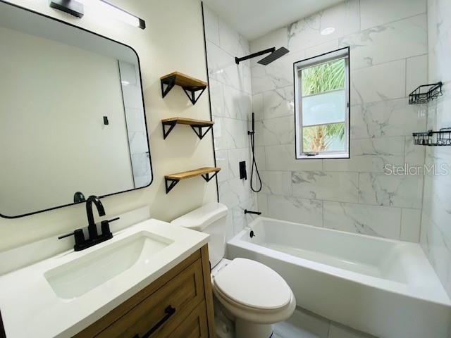 Building Photo - 1934 18th Ave S