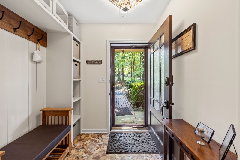 Building Photo - 32 Estes Ct