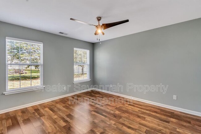 Building Photo - 132 Rocking Horse Ln