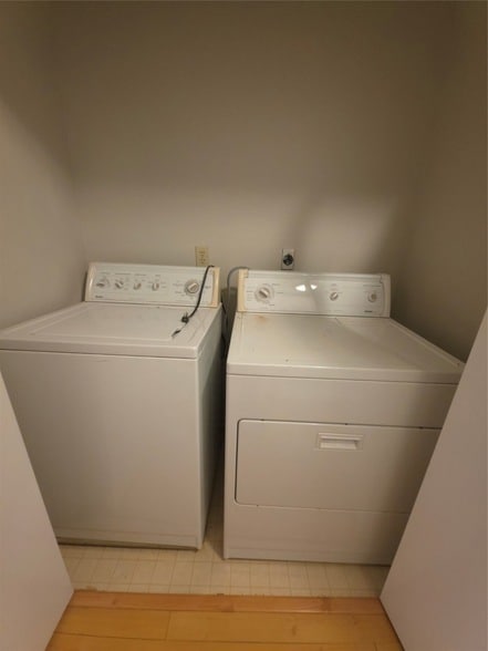 Building Photo - 12830 Careywood Dr