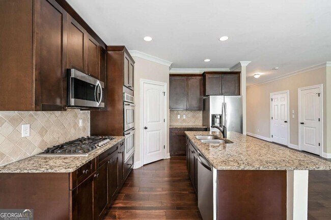 Building Photo - 2901 Canyon Glen Way