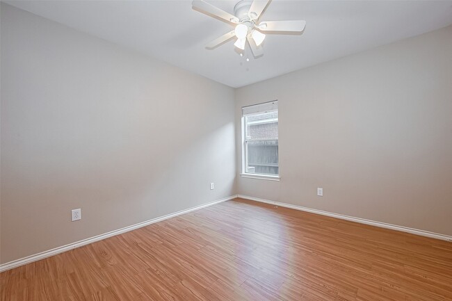 Building Photo - 16715 Red Falls Cir