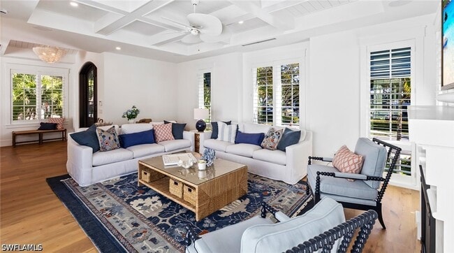 Building Photo - 844 8th St S