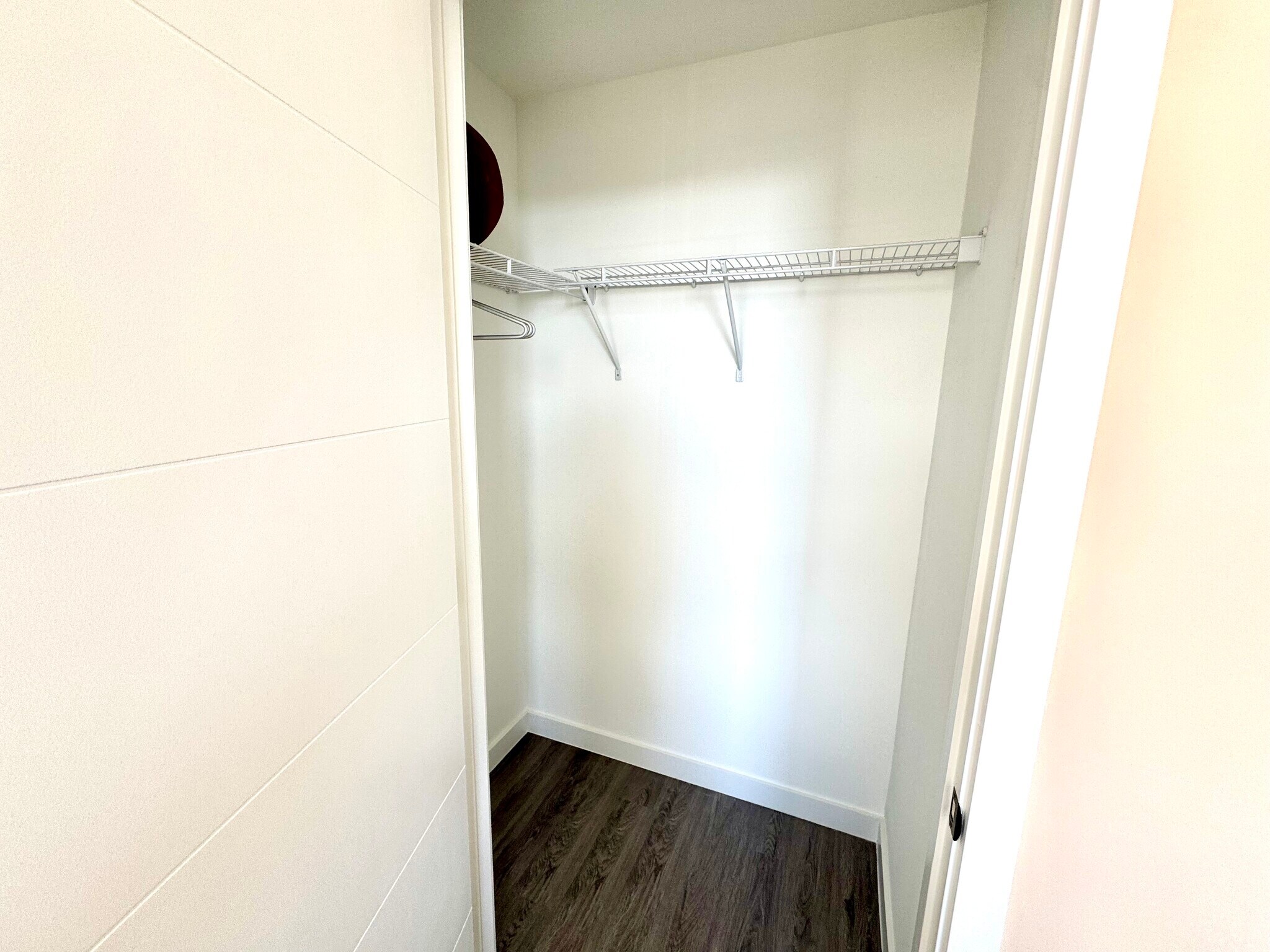 Building Photo - 1940 NW 2nd Ct