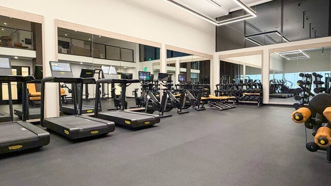 Building Photo - 225 N Miami Ave