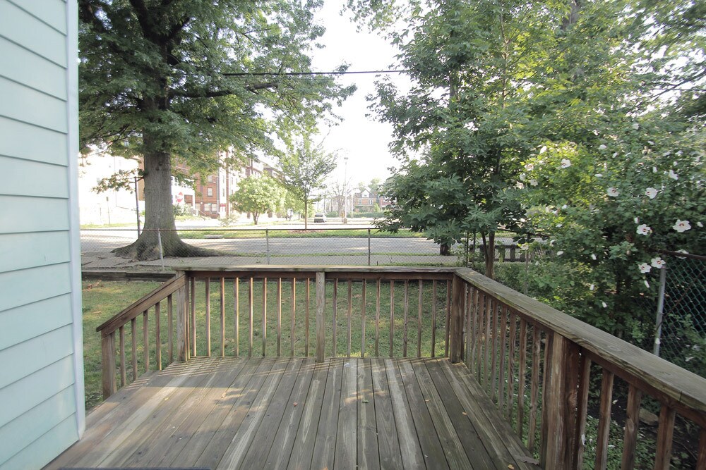 Building Photo - 720 West St