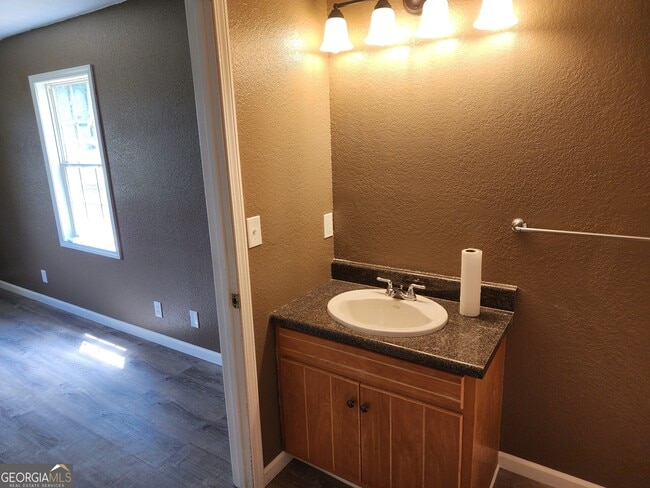 Building Photo - 2600 Whippoorwill Trail