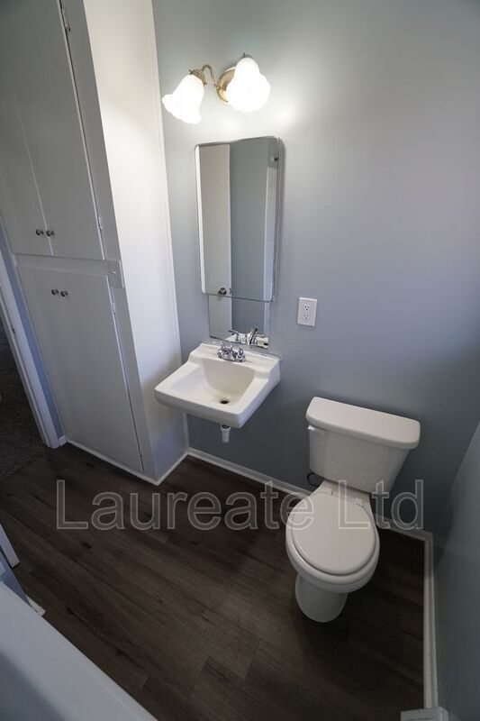 Building Photo - 2645 S Newton St