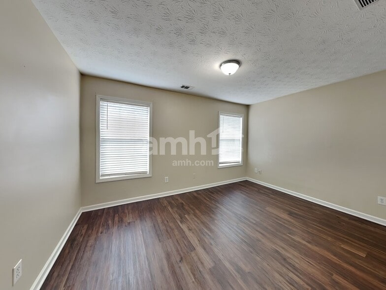 Building Photo - 1785 Summit Edge Cir