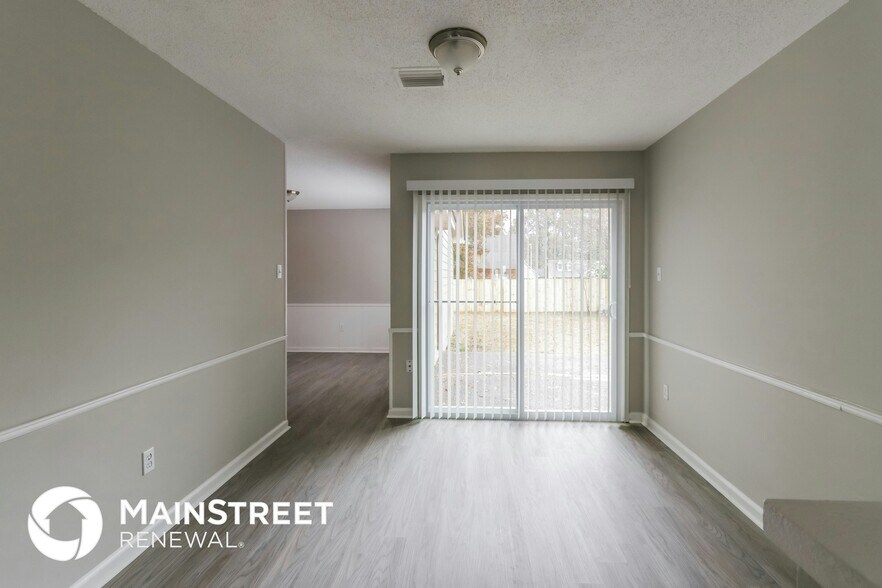 Building Photo - 4652 Benoit Dr