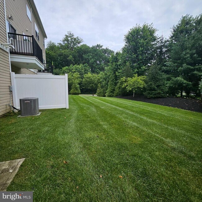 Building Photo - 76 Kramer Ct