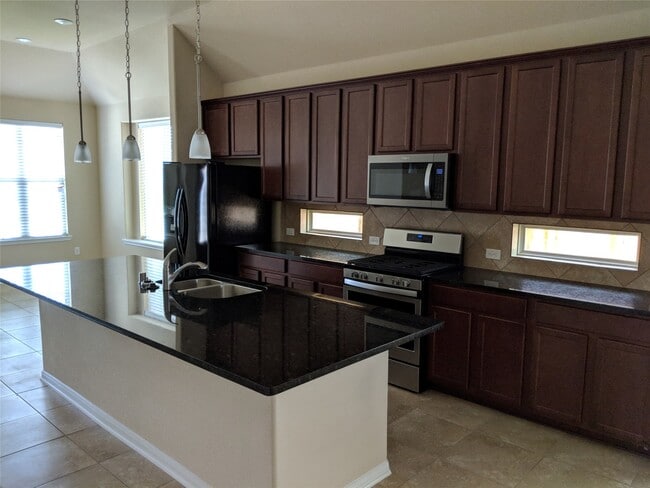 Building Photo - 5211 Ivory Glass Dr