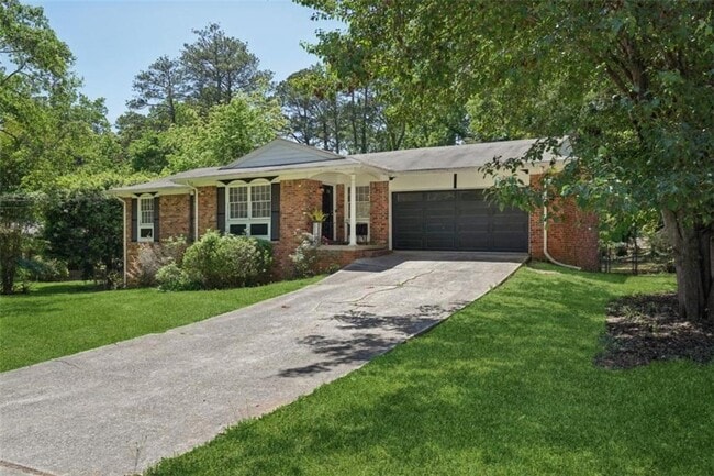 Building Photo - 119 Kelso Dr SW
