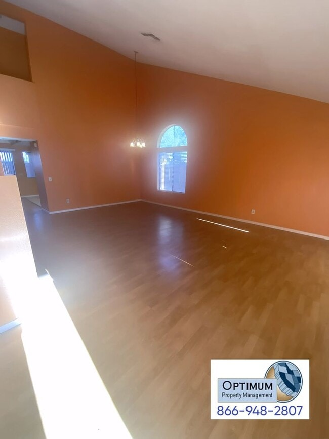 Building Photo - Beautiful 3-Bedroom Home with Covered Patio and Spacious Layout!